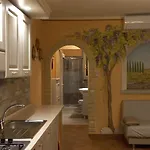 דירה La Casa Del Glicine *