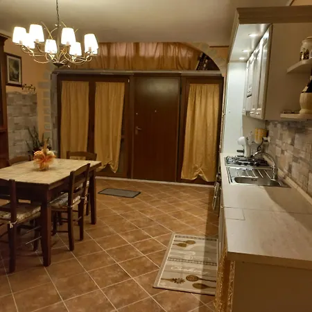 La Casa Del Glicine 公寓