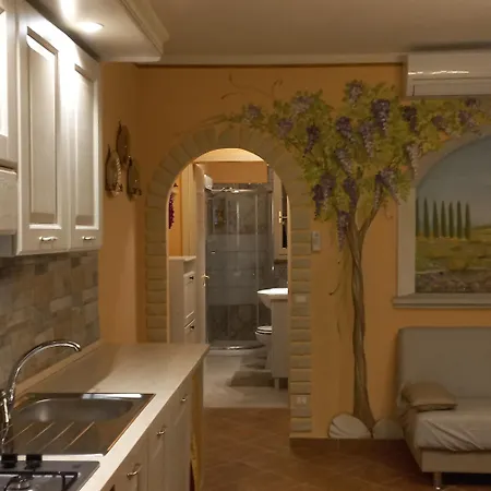 公寓 La Casa Del Glicine *
